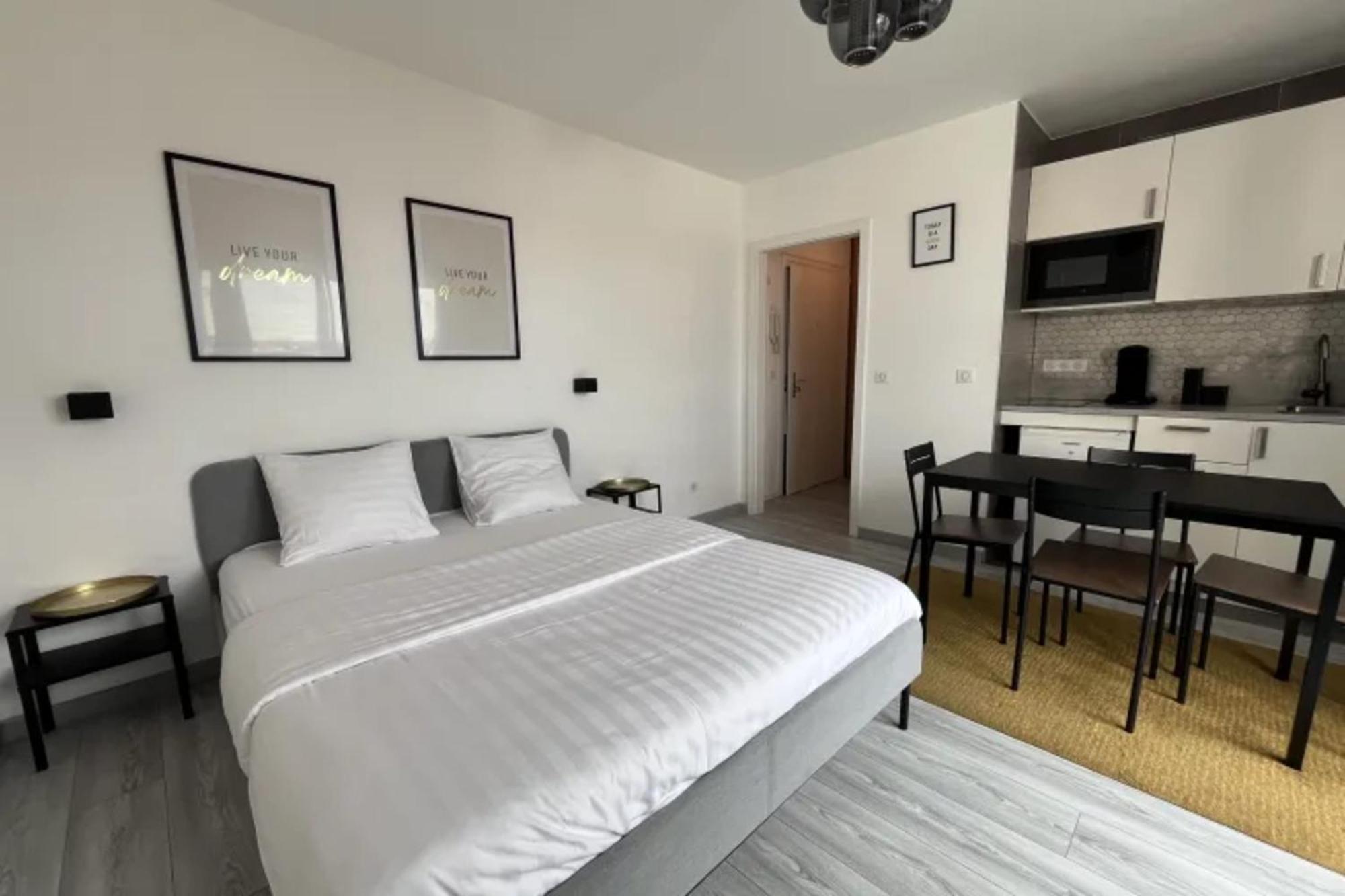 فيلا Cosy Rent Strasbourg Wifi Terrasse St Aloise المظهر الخارجي الصورة